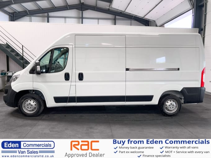 2024 Vauxhall Movano