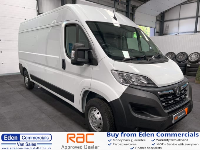 2024 Vauxhall Movano