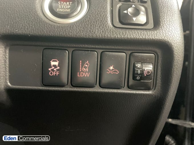 2025 Mitsubishi L200