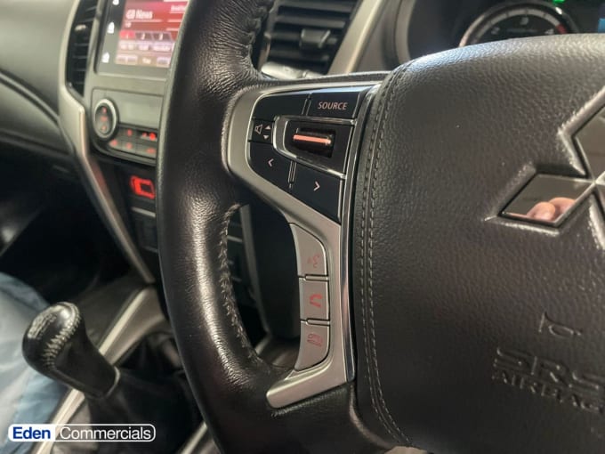 2025 Mitsubishi L200