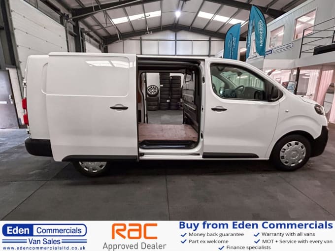 2025 Vauxhall Vivaro