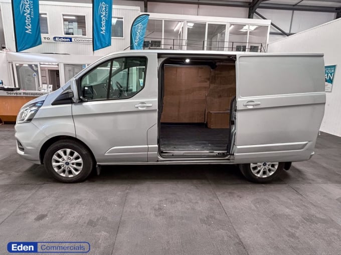 2025 Ford Transit Custom