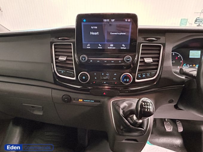 2025 Ford Transit Custom