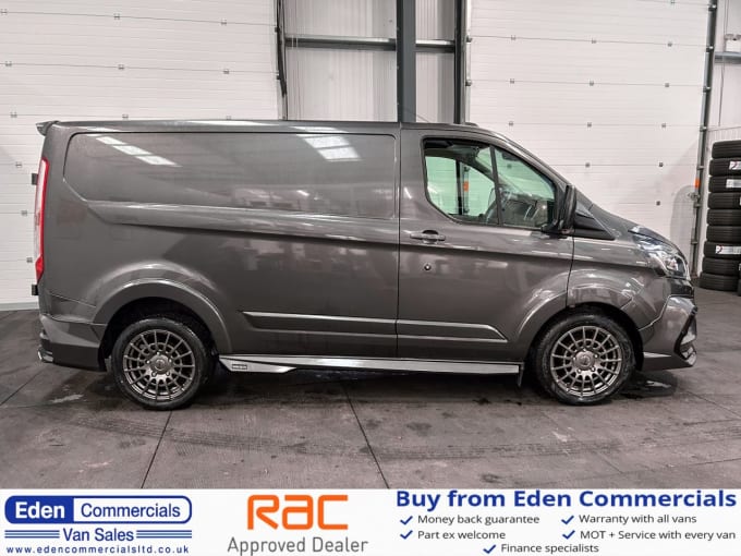 2025 Ford Transit Custom