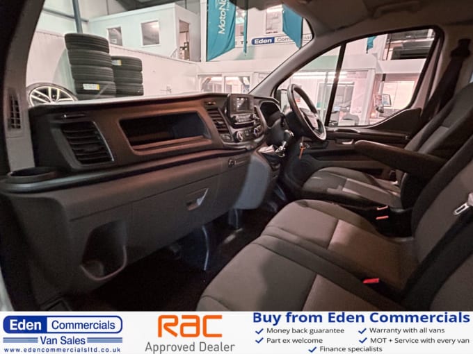 2025 Ford Transit Custom