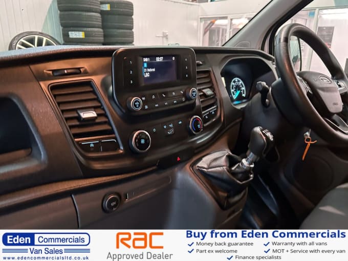 2025 Ford Transit Custom