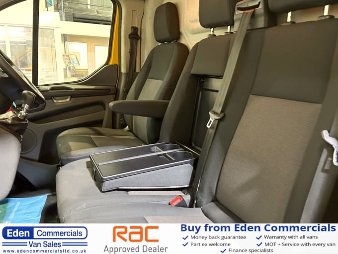 2025 Ford Transit Custom
