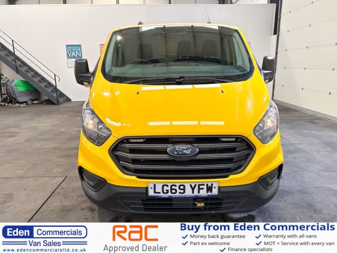 2025 Ford Transit Custom