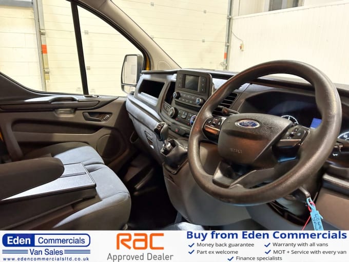 2025 Ford Transit Custom