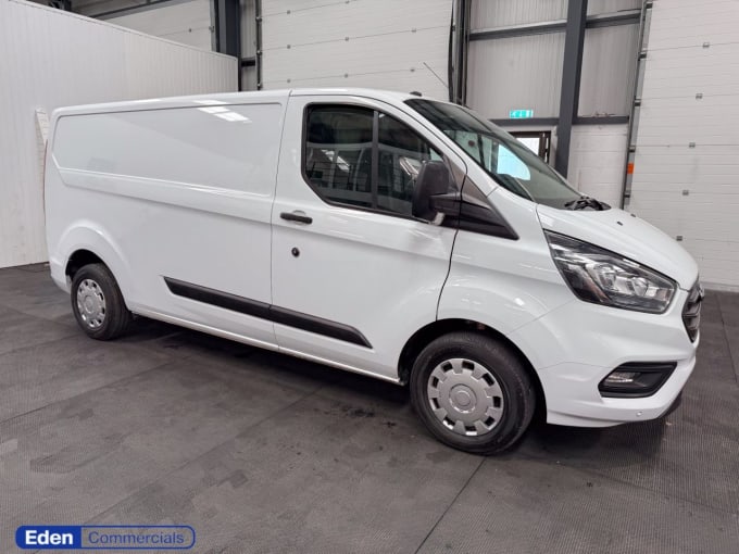 2025 Ford Transit Custom