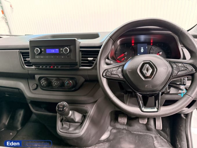 2025 Renault Trafic
