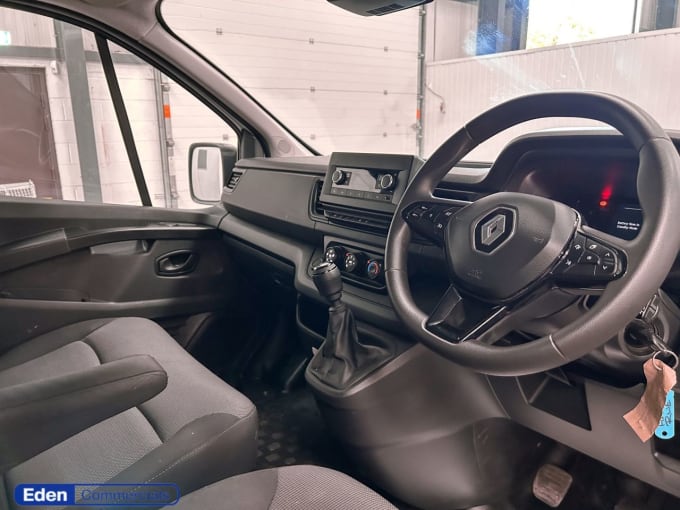 2025 Renault Trafic