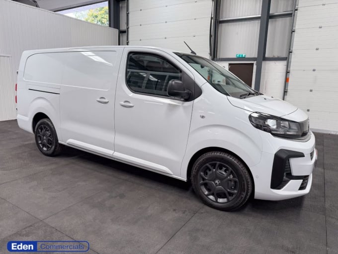 2025 Vauxhall Vivaro