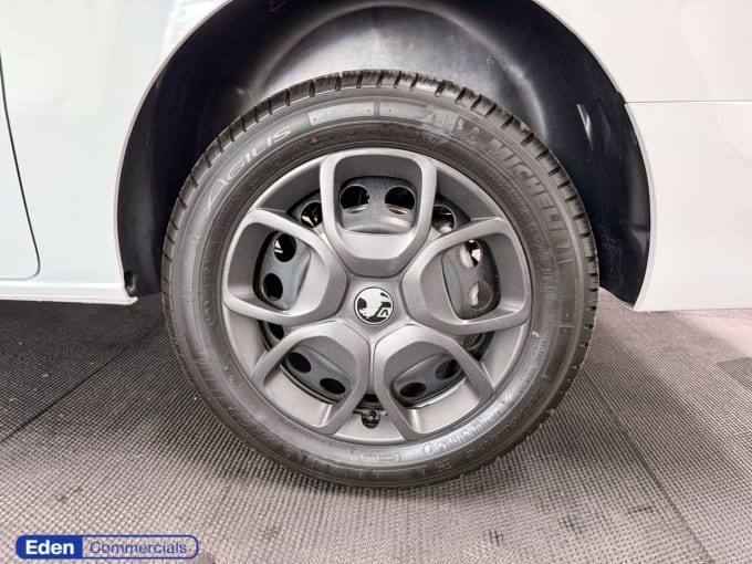 2025 Vauxhall Vivaro