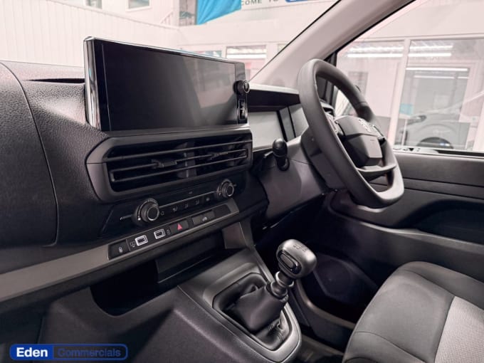 2025 Vauxhall Vivaro
