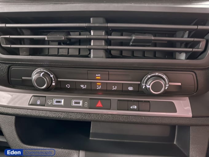 2025 Vauxhall Vivaro