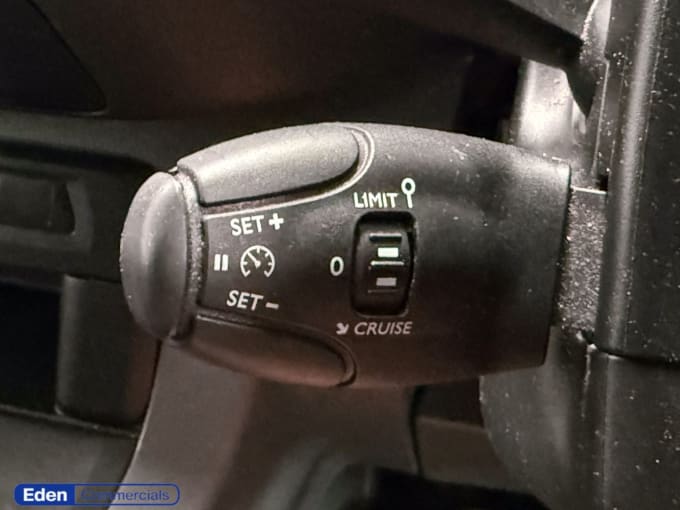 2025 Vauxhall Vivaro