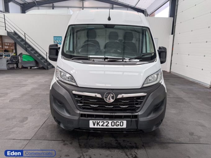 2025 Vauxhall Movano