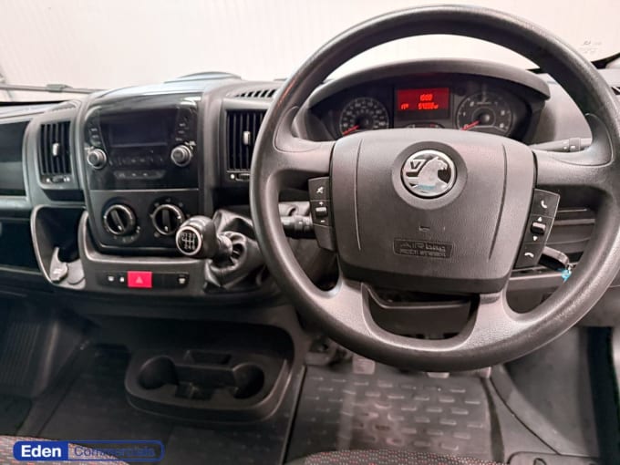 2025 Vauxhall Movano