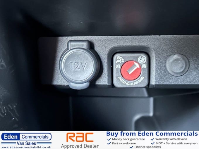 2025 Vauxhall Vivaro