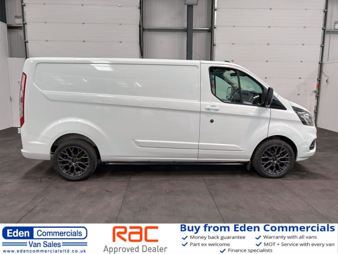 2025 Ford Transit Custom