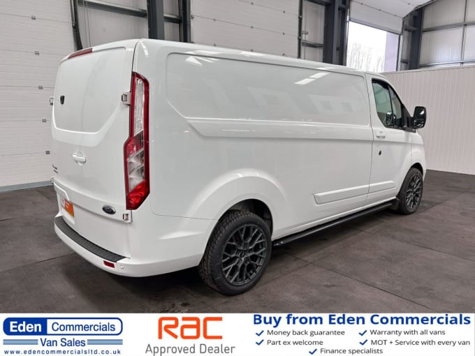 2025 Ford Transit Custom