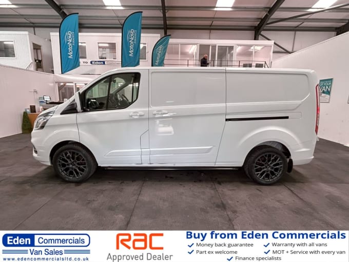 2025 Ford Transit Custom