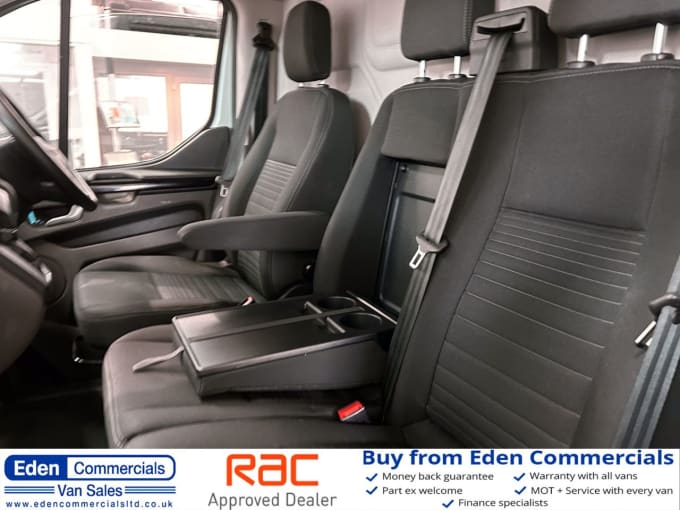 2025 Ford Transit Custom