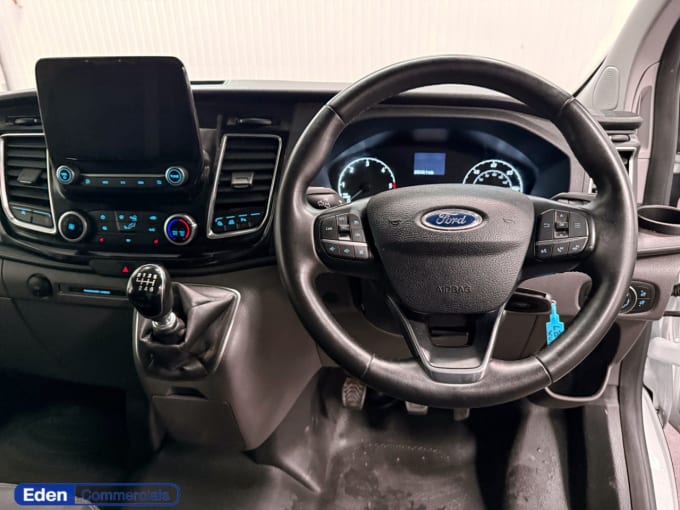 2025 Ford Transit Custom