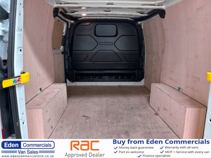 2025 Ford Transit Custom