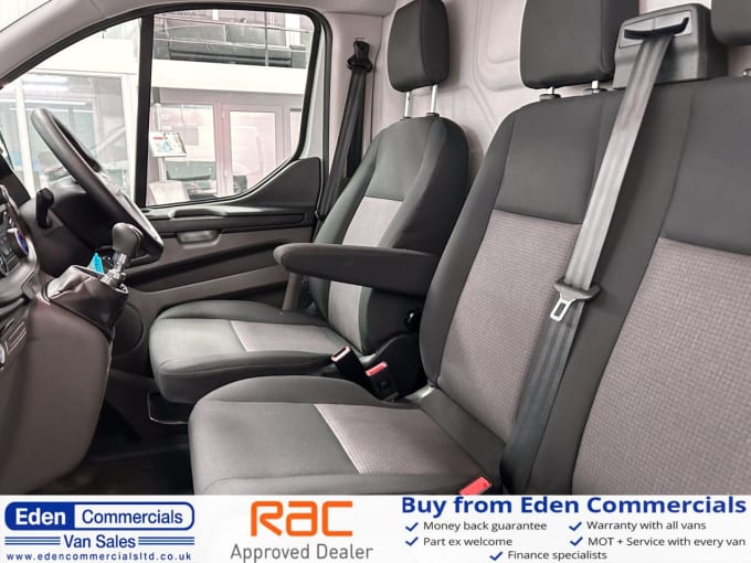 2025 Ford Transit Custom