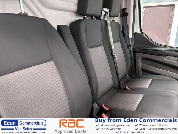 2025 Ford Transit Custom