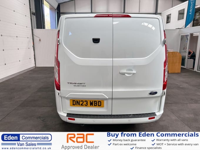 2025 Ford Transit Custom