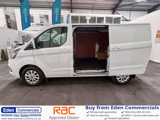 2025 Ford Transit Custom