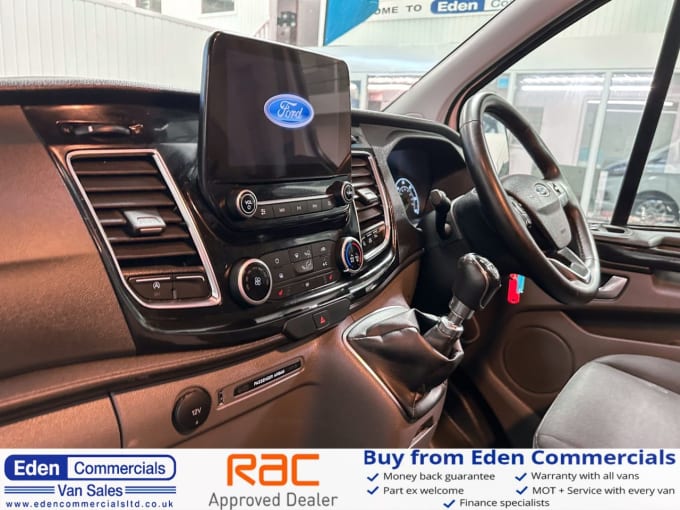 2025 Ford Transit Custom