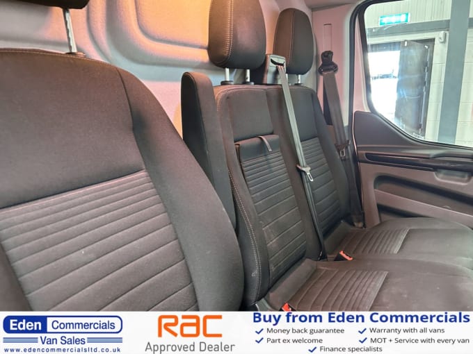 2025 Ford Transit Custom