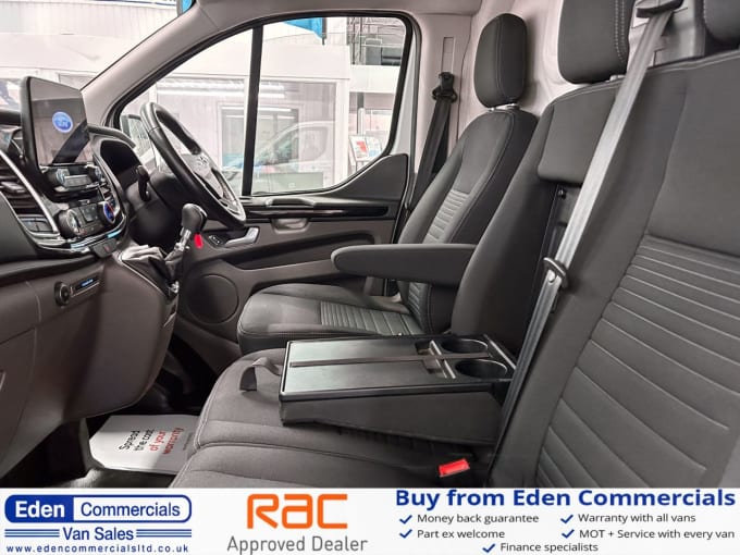 2025 Ford Transit Custom