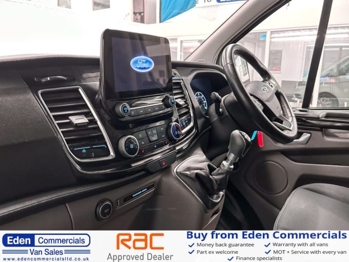 2025 Ford Transit Custom