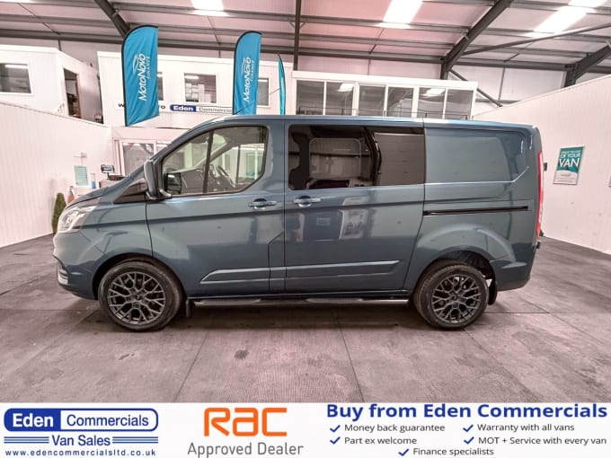2025 Ford Transit Custom