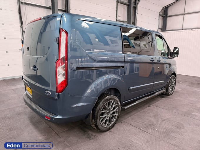 2025 Ford Transit Custom