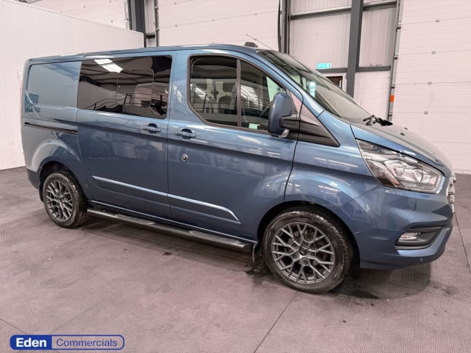 2025 Ford Transit Custom