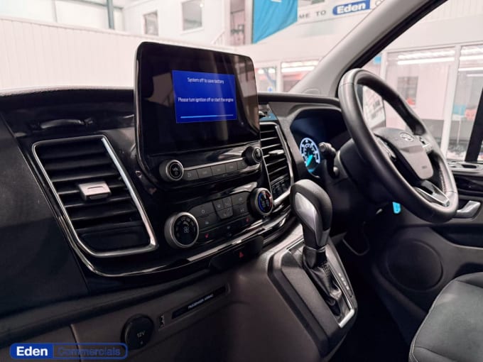 2025 Ford Transit Custom