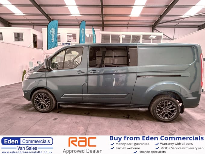 2025 Ford Transit Custom