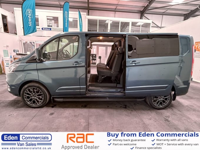 2025 Ford Transit Custom
