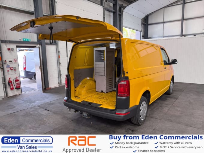 2025 Volkswagen Transporter