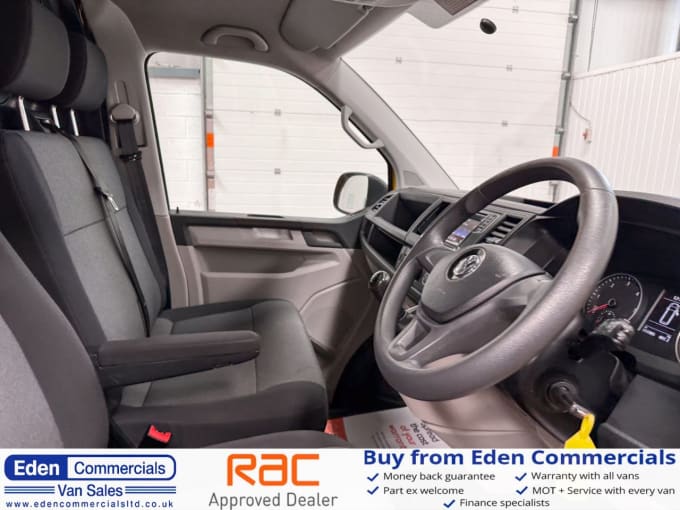 2025 Volkswagen Transporter