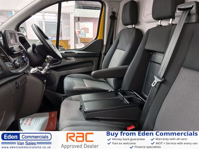 2025 Ford Transit Custom