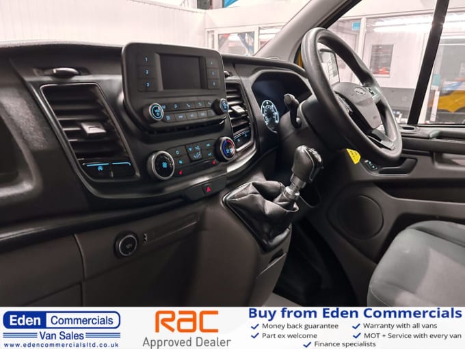 2025 Ford Transit Custom