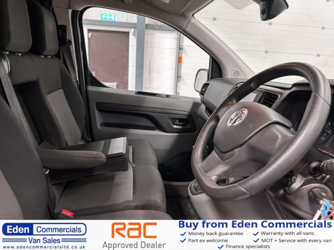 2025 Vauxhall Vivaro