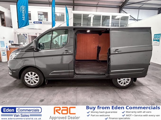 2025 Ford Transit Custom